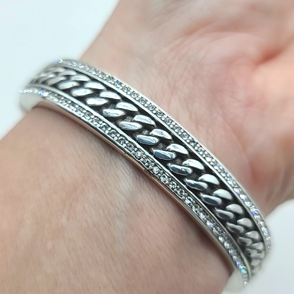 RARE $78 Brighton "Chain Reaction" Hinged Bangle w Dual Rows of Pavè Crystals 💎 - Picture 12 of 13